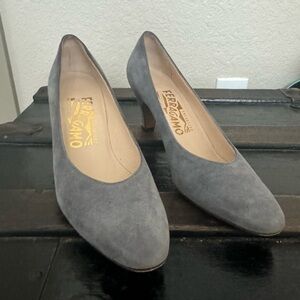 Ferragamo Gray Suede and Leather Kitten Heels Size 5.5